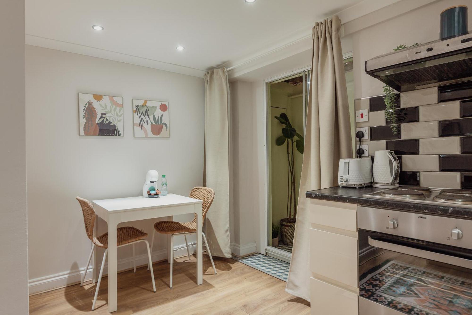 Kensington Nest Serviced Studio London Exterior photo