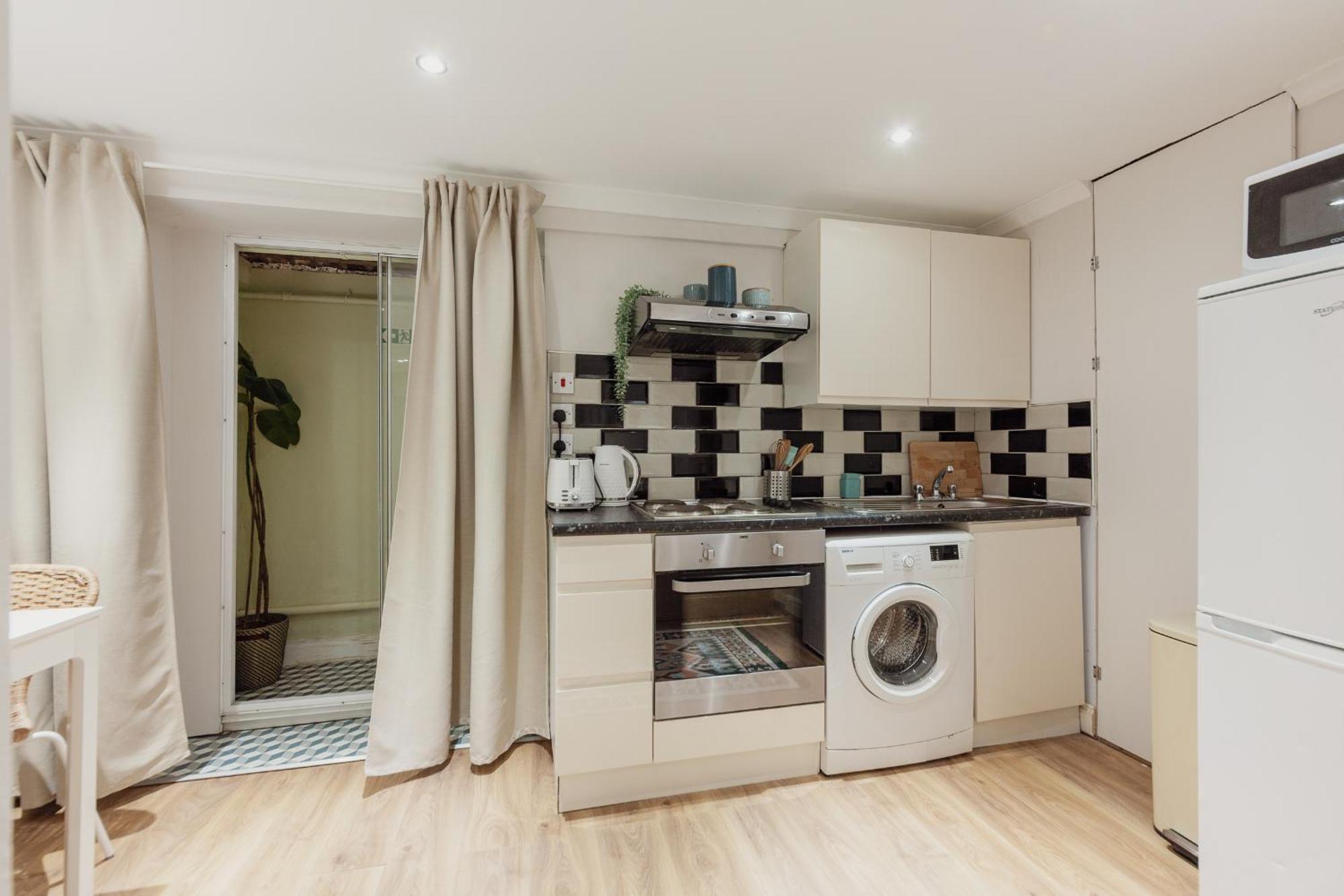 Kensington Nest Serviced Studio London Exterior photo